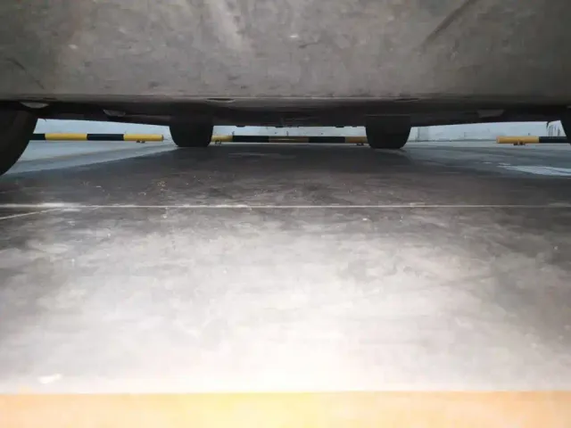 Tesla Model Y — Фото автомобиля 23