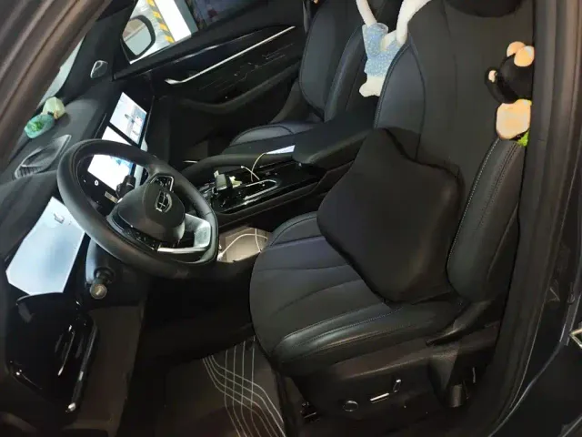 Geely Xingyue L — Фото автомобиля 16