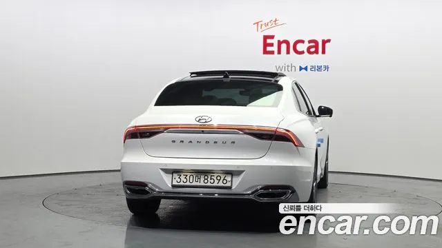 Hyundai Grandeur Новый Grandeur IG — Фото автомобиля 4