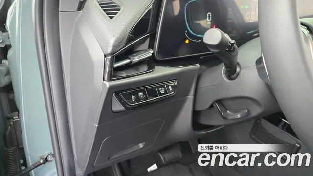Kia Niro The All New — Фото автомобиля 17