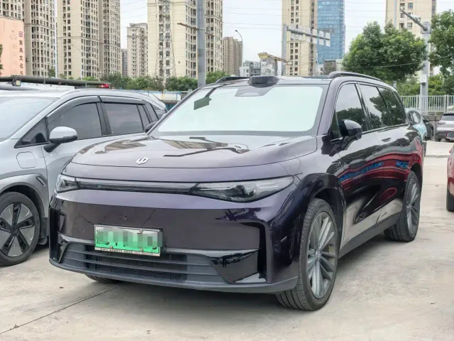 Фотография автомобиля — Leapmotor C16