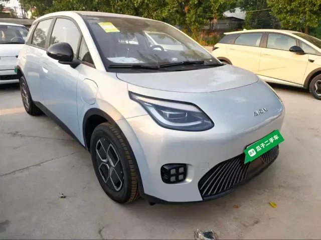 GAC Aion UT — Фото автомобиля 3