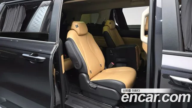 Kia Carnival 4th Gen — Фото автомобиля 17