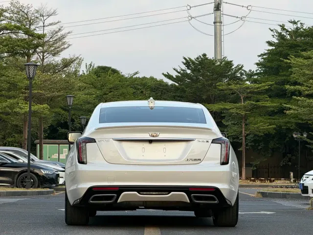 Cadillac CT5 — Фото автомобиля 3