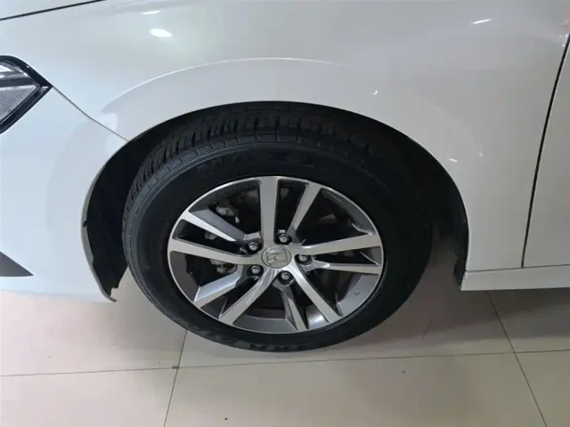 Honda Civic — Фото автомобиля 22