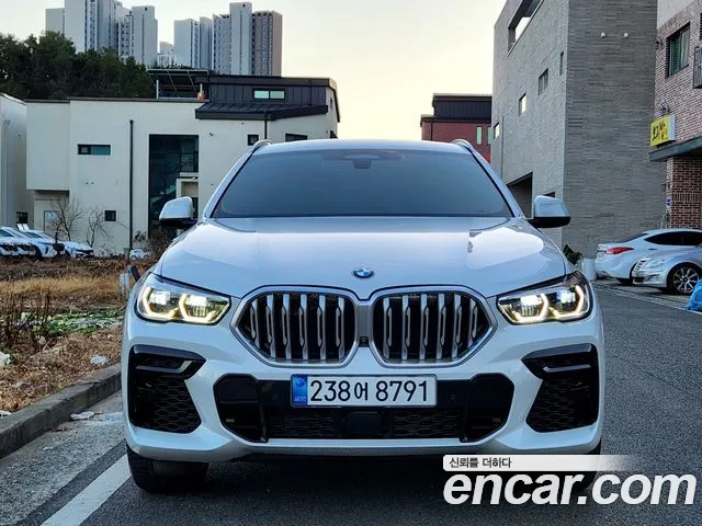 Фотография автомобиля — BMW X6 G06