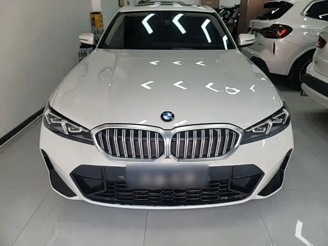 BMW 3 Series — Фото автомобиля 2