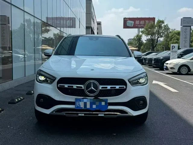 Mercedes-Benz GLA-Class — Фото автомобиля 2