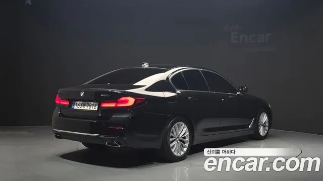 BMW 5 Series G30 — Фото автомобиля 2