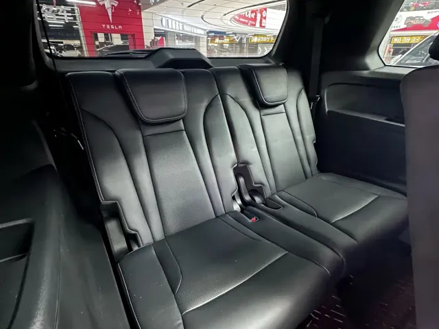 GAC Trumpchi GS8 — Фото автомобиля 29