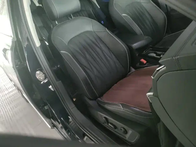 Volkswagen Passat — Фото автомобиля 24