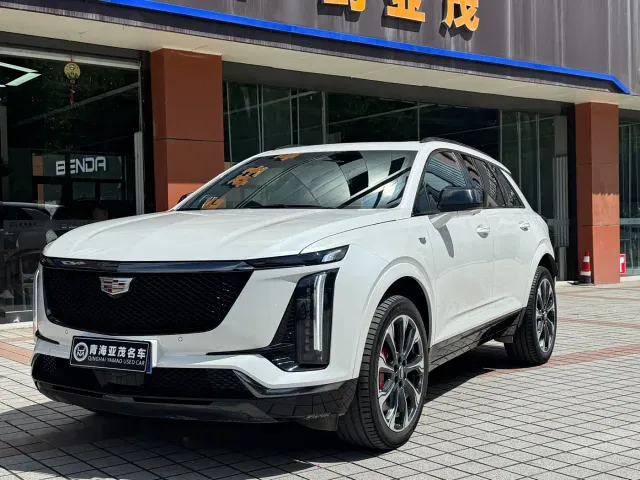 Фотография автомобиля — Cadillac XT5