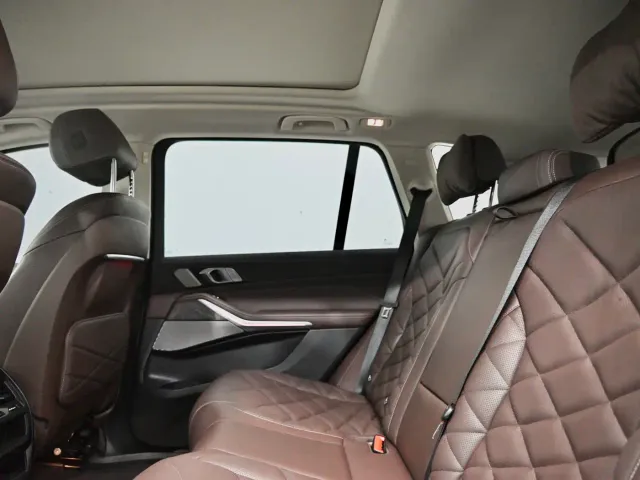 BMW X5 — Фото автомобиля 6