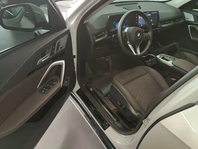 BMW X1 — Фото автомобиля 15