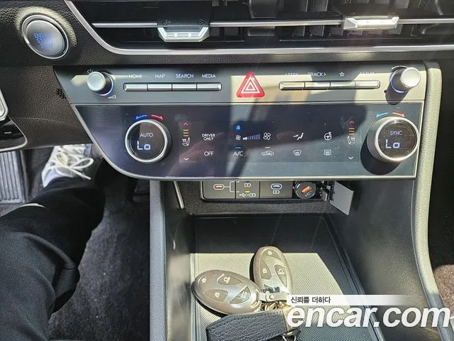 Hyundai Sonata Premium — Фото автомобиля 8