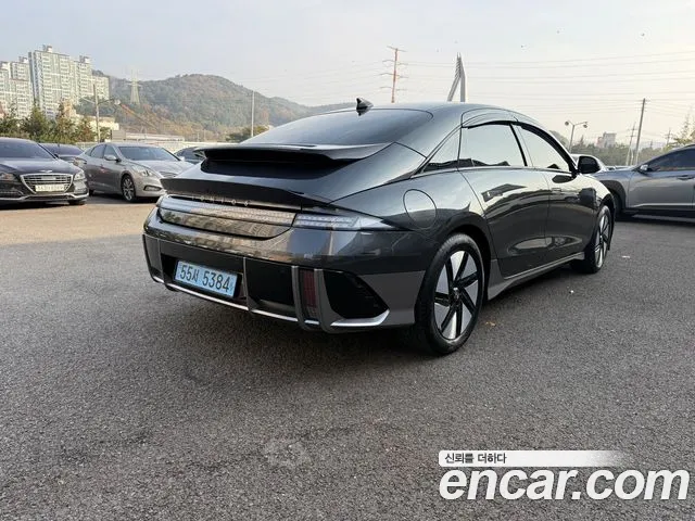 Hyundai Ioniq 6 — Фото автомобиля 7