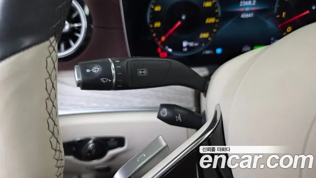 Mercedes-Benz CLS-Class — Фото автомобиля 26