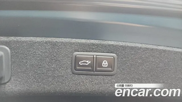 Genesis G80 Electrified G80 (RG3) — Фото автомобиля 14