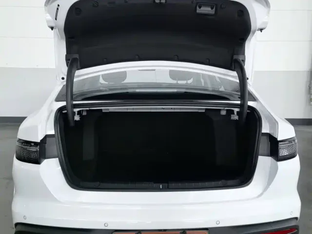 BYD Seal 05 DM-i — Фото автомобиля 16