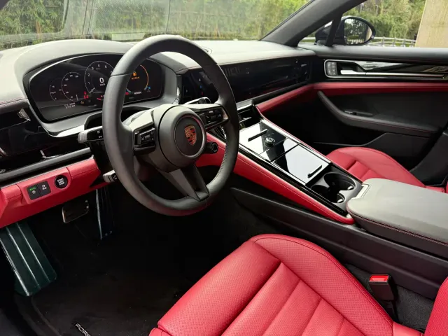 Porsche Panamera — Фото автомобиля 8