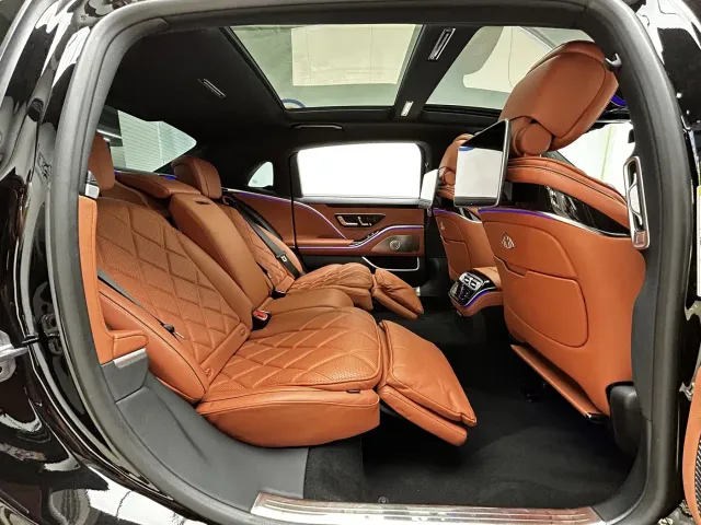 Mercedes-Benz Maybach S-Class — Фото автомобиля 24