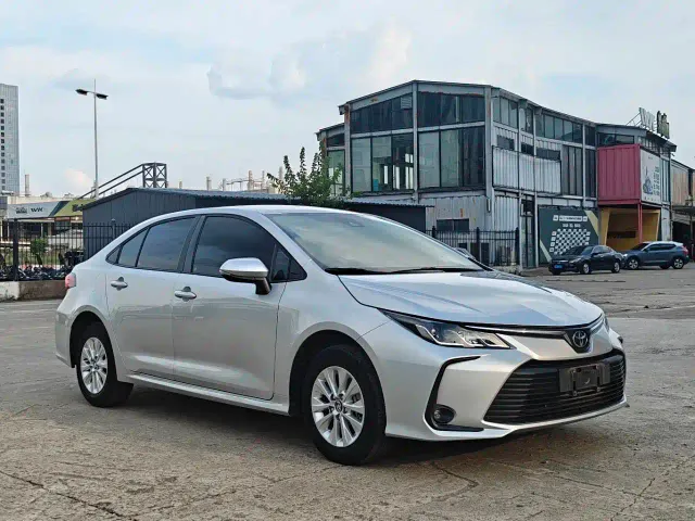 Toyota Corolla — Фото автомобиля 2