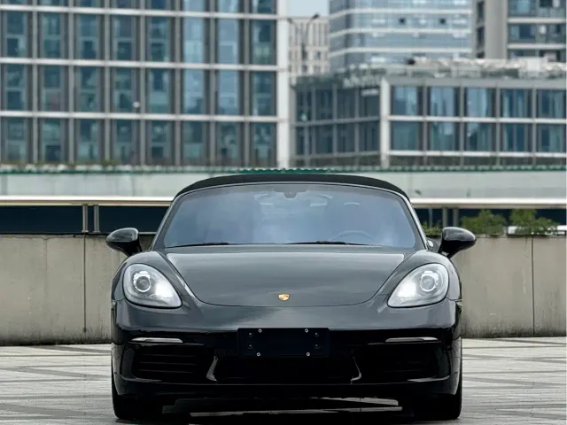 Porsche 718 — Фото автомобиля 3