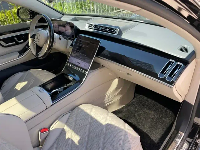 Mercedes-Benz Maybach S-Class — Фото автомобиля 21