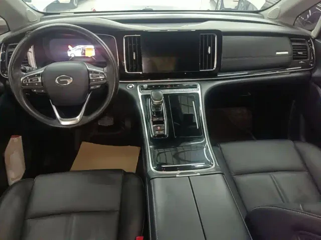 GAC Trumpchi M8 — Фото автомобиля 9
