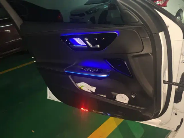 Mercedes-Benz C-Class — Фото автомобиля 7