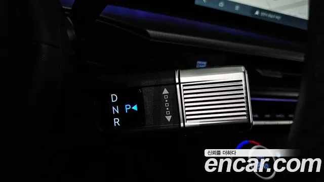 Hyundai Santa Fe MX5 — Фото автомобиля 9