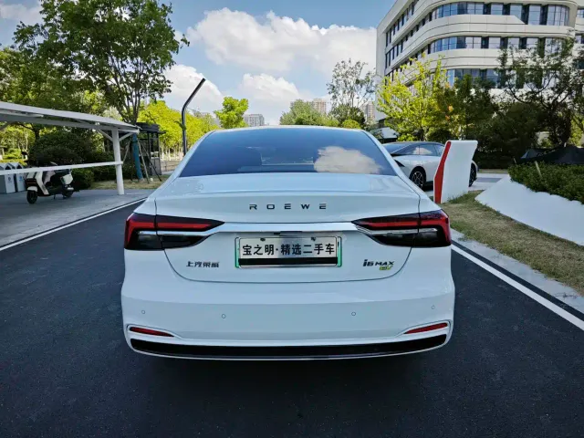 Roewe i6 MAX EV — Фото автомобиля 5