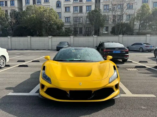 Ferrari F8 — Фото автомобиля 2