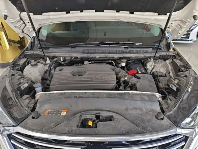 Ford Edge — Фото автомобиля 19