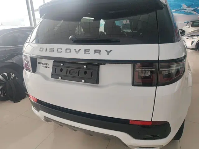 Land Rover Discovery Sport — Фото автомобиля 5