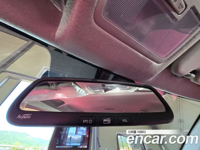 Hyundai Venue — Фото автомобиля 14