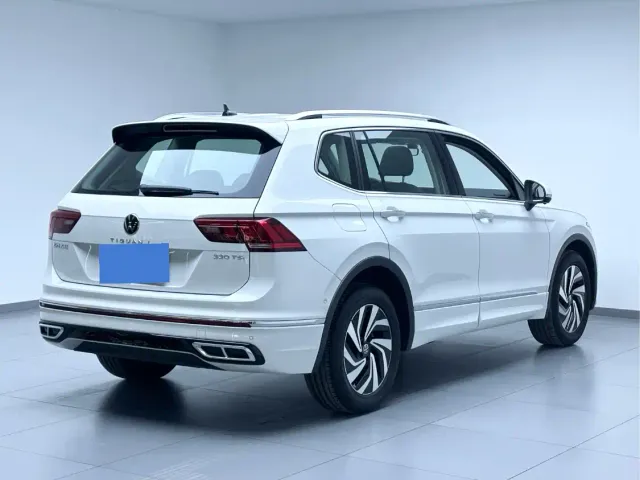 Volkswagen Tiguan L — Фото автомобиля 5
