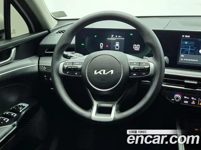 Kia K5 Prestige — Фото автомобиля 8