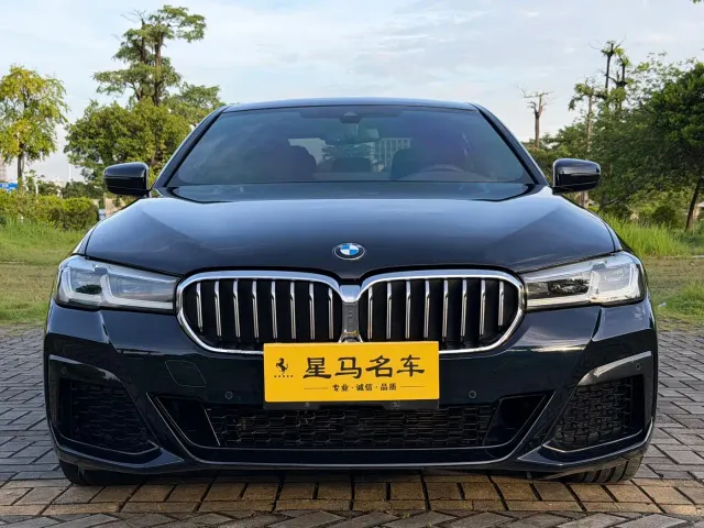 BMW 5 Series — Фото автомобиля 2