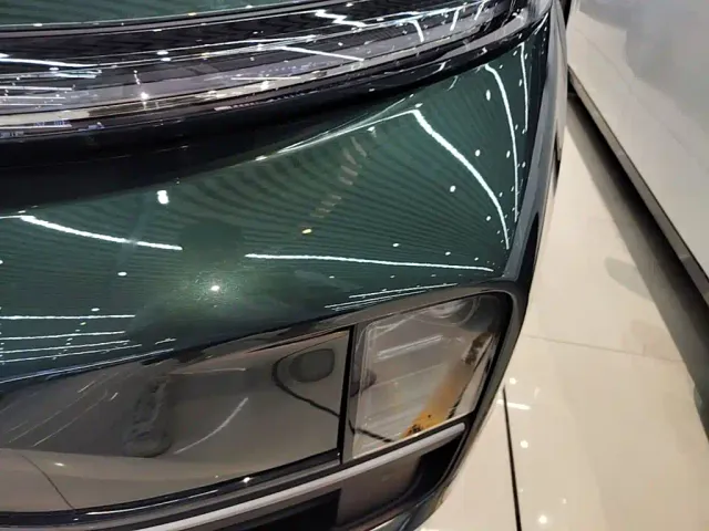 Li Auto L9 — Фото автомобиля 23