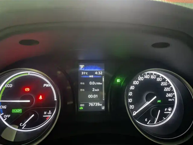 Toyota Camry 2021 Hybrid 2.5HGVP Leading Edition — Фото автомобиля 3