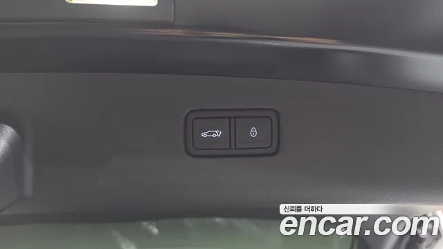 Genesis GV70 2.5T Бензин AWD — Фото автомобиля 27