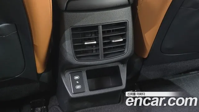 Kia Seltos New — Фото автомобиля 28