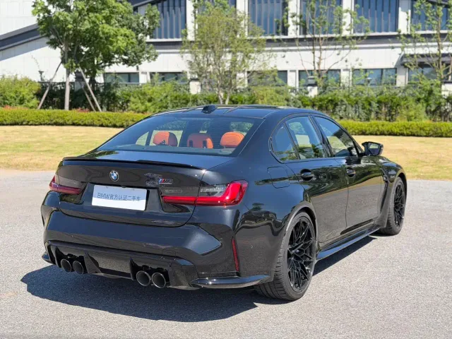 BMW M3 — Фото автомобиля 3