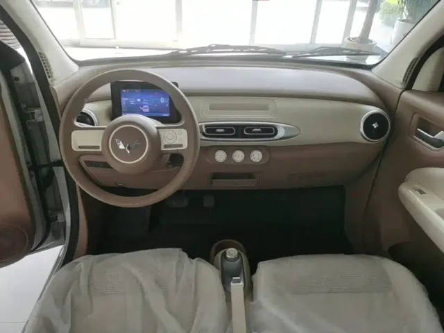 Wuling Hongguang Mini EV — Фото автомобиля 5