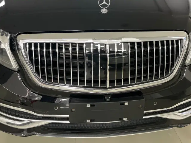 Mercedes-Benz V-Class — Фото автомобиля 2