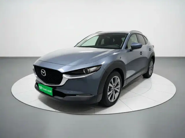 Фотография автомобиля — Mazda CX-30