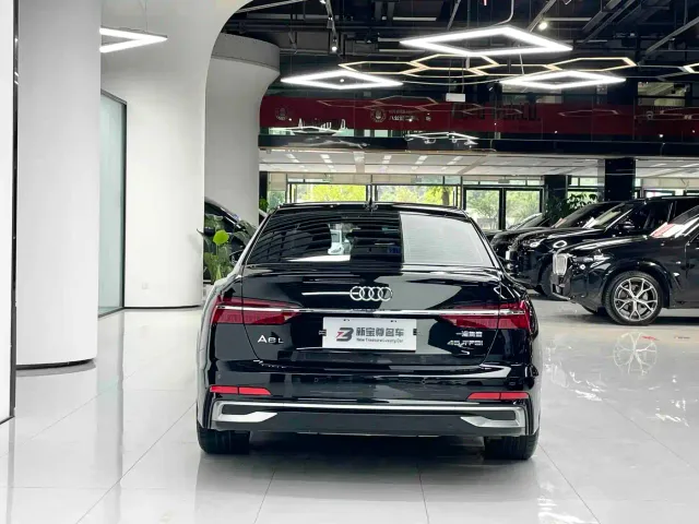 Audi A6L — Фото автомобиля 11