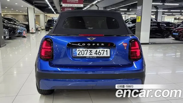 Mini Cooper Convertible — Фото автомобиля 7