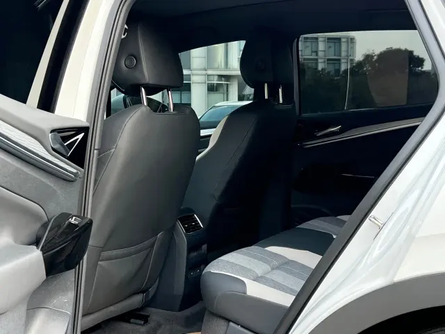 Volkswagen ID.4 Crozz — Фото автомобиля 18